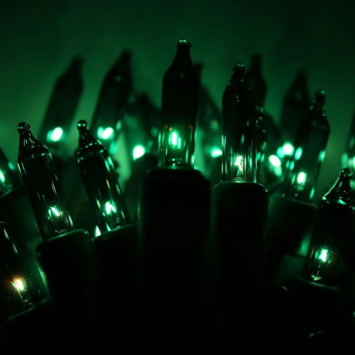 100-bulb Green Mini Lights, 4" Spacing, Green Wire