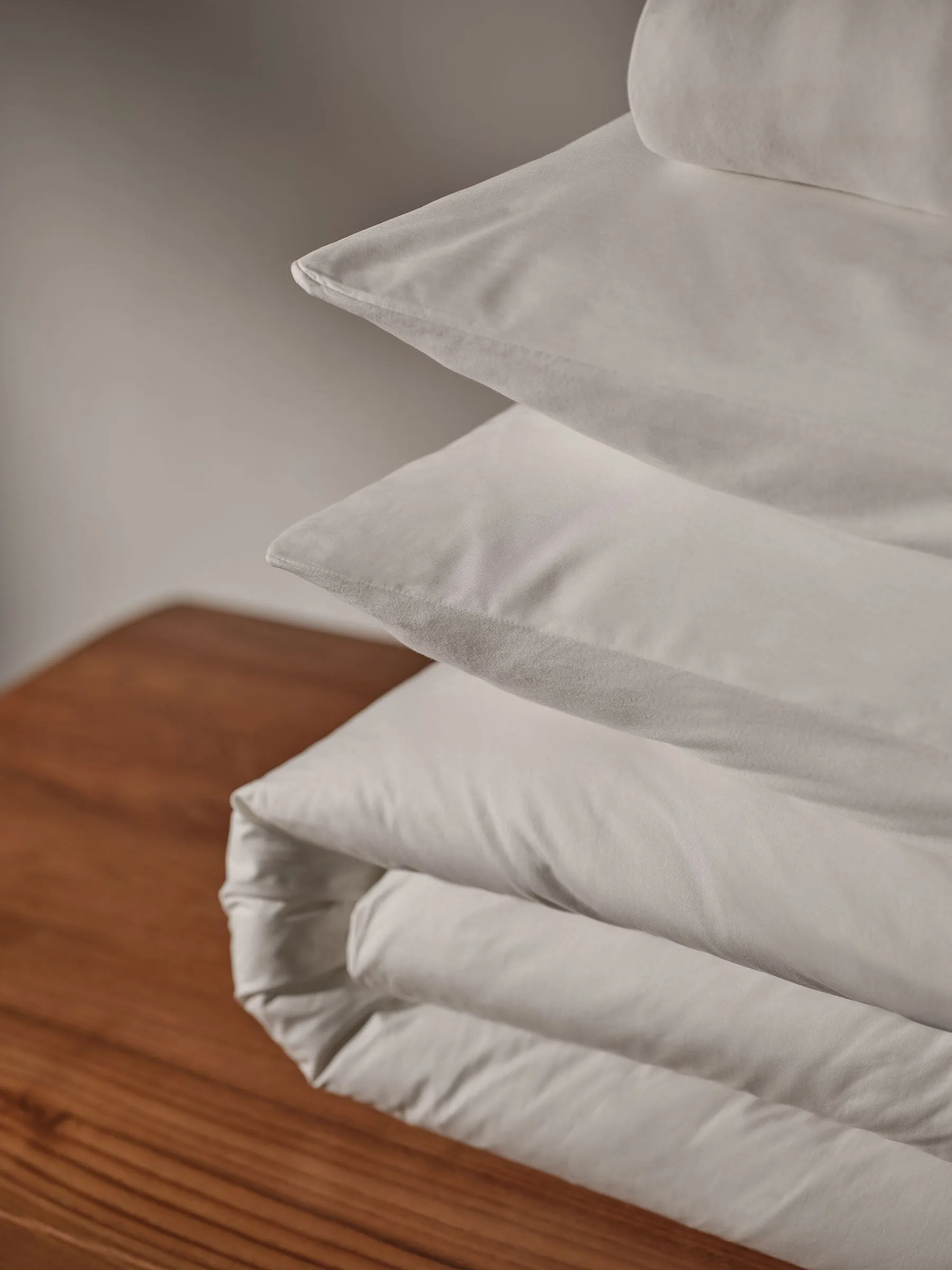 Cotton Bedding Set - Queen White