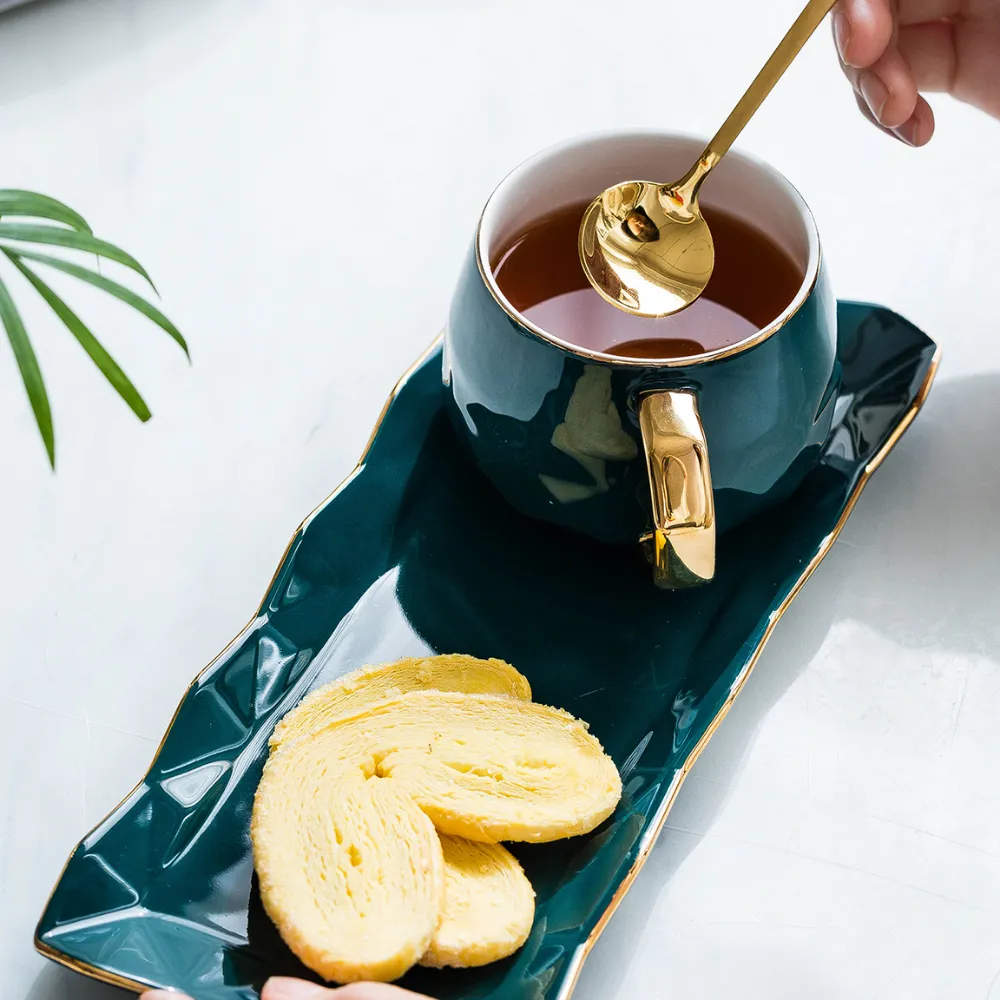 European Classic Coffee Cup And Saucer with Handle