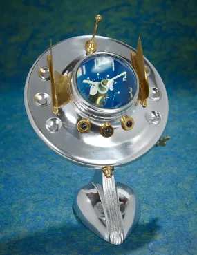 Flying Saucer Table Clock