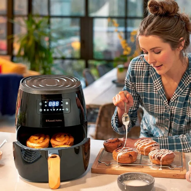 RUSSELL HOBBS SATISFRY  AIRFRYER 5 LTR - 26510 -SALE DEAL!