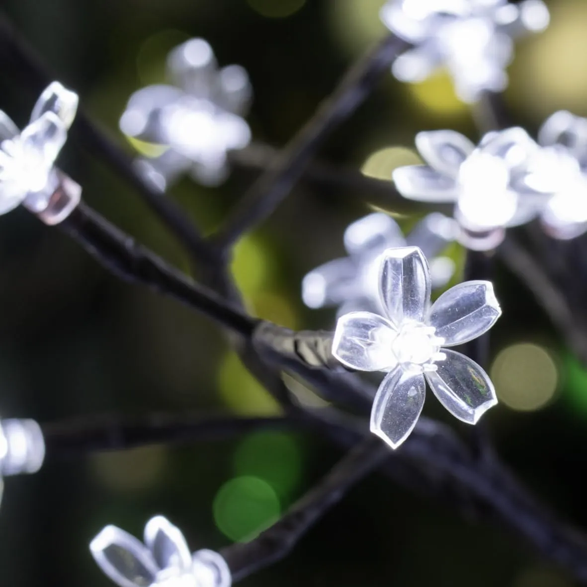 The Christmas Workshop 70470 45cm Blossom Tree / 48 Bright White Lights/Energy Efficient LEDs/Mains Operated/Steady On Light Pattern