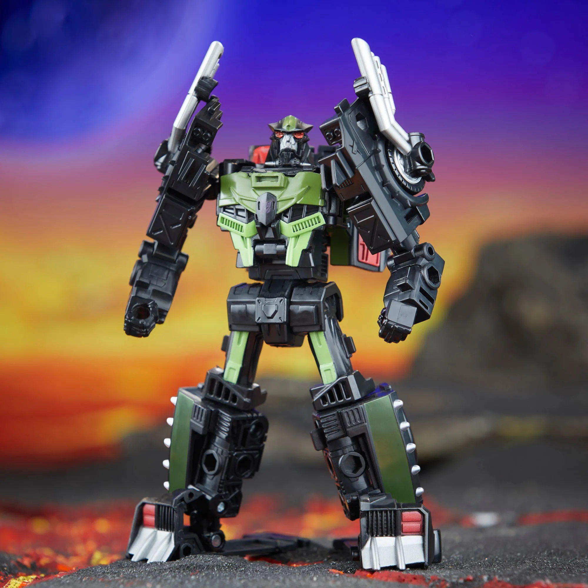 Transformers Legacy United Deluxe Class Star Raider Lockdown