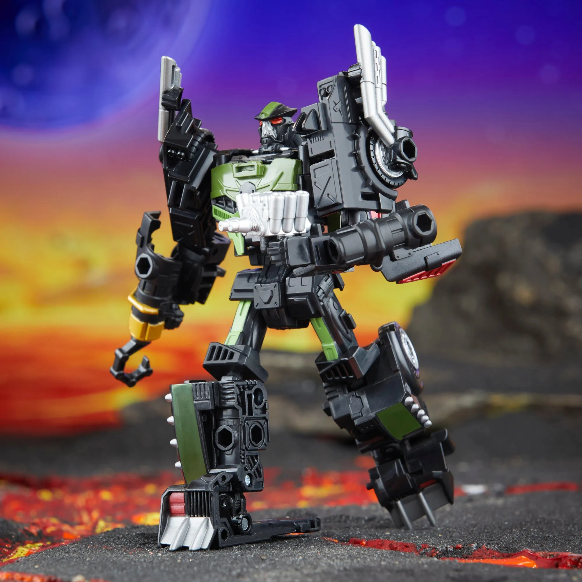 Transformers Legacy United Deluxe Class Star Raider Lockdown