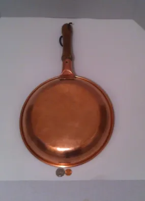 Vintage Copper Metal Frying Pan, Hammered Copper, Wooden Handle, Kitchen Decor, Hanging Decor, 10" Pan, 19" Long, Quality Copper Frying Pan